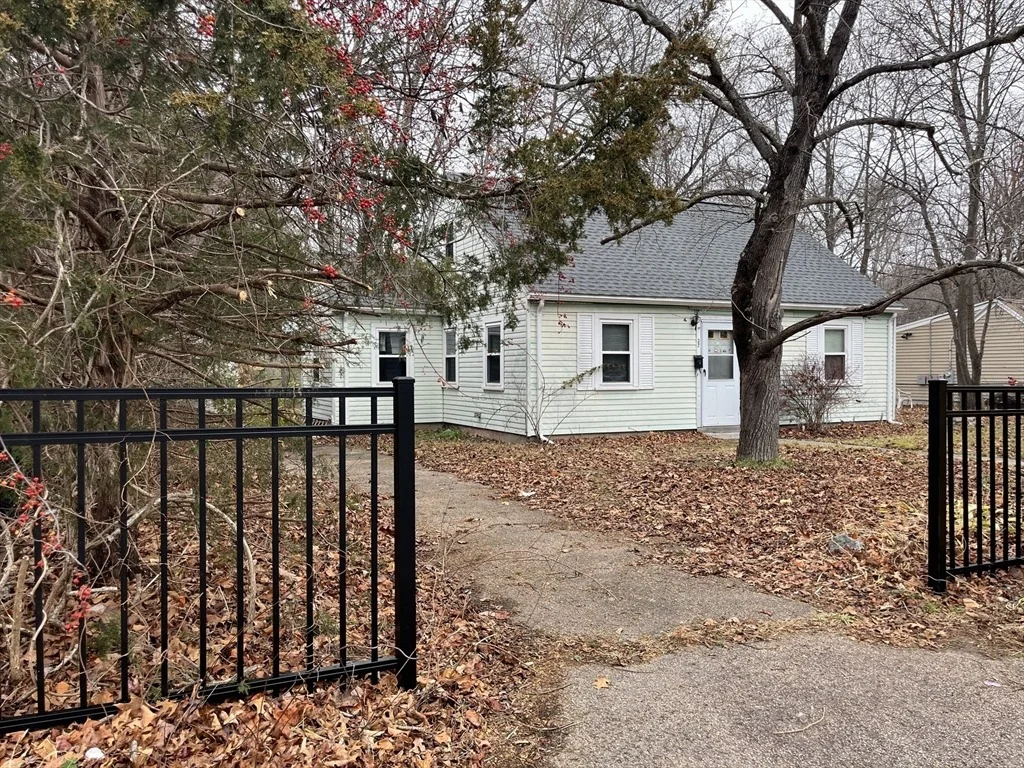 Photo of 32 Doty Dr