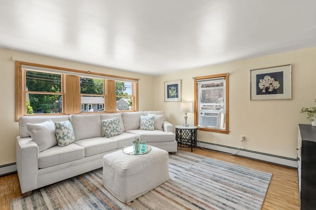 Photo of 1080 Ocean St