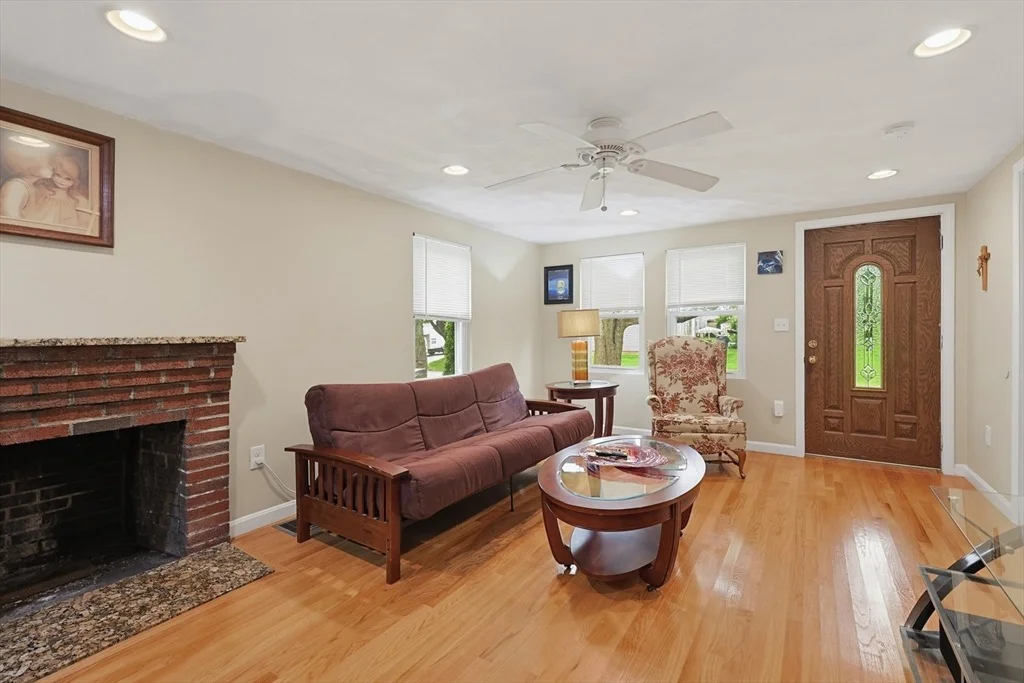 Photo of 53 Blaney Ave