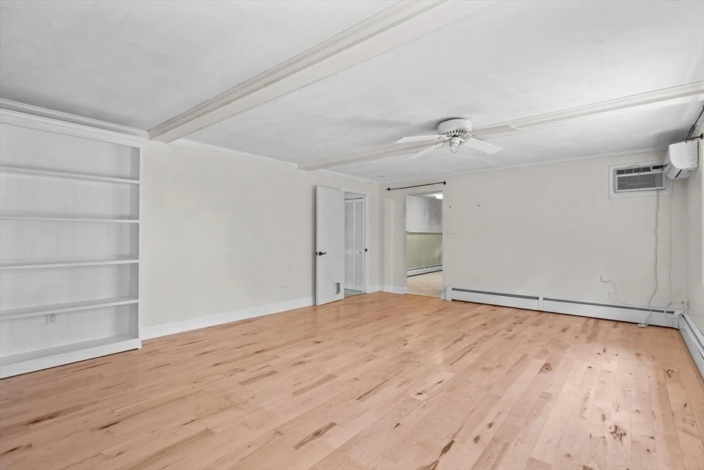 Photo of 8 Birch Ln