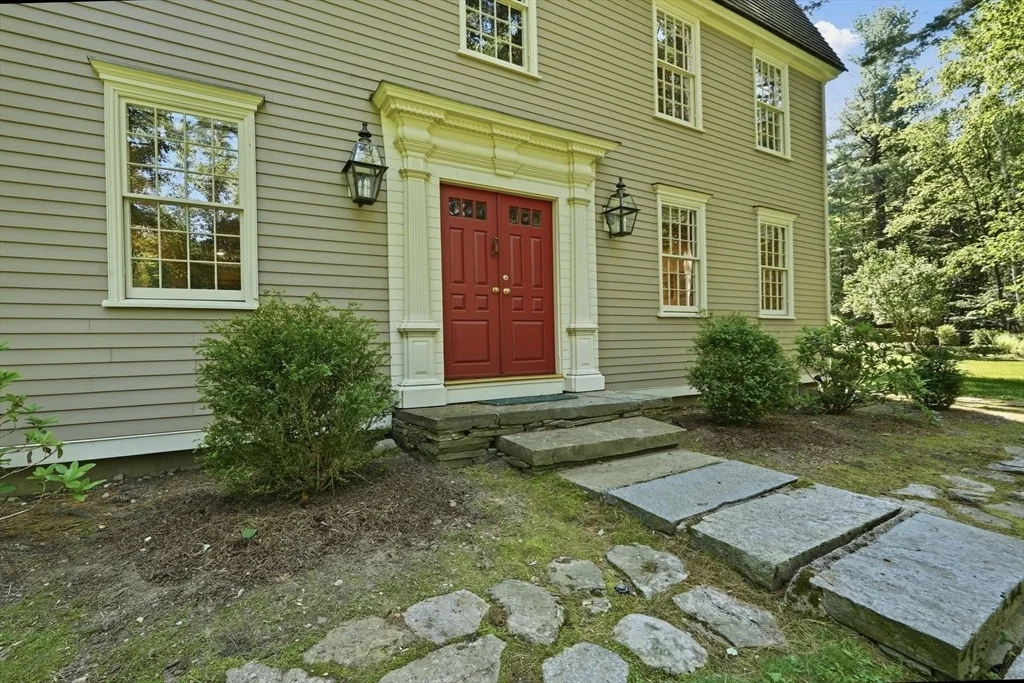Photo of 36 Laurel Hill Dr