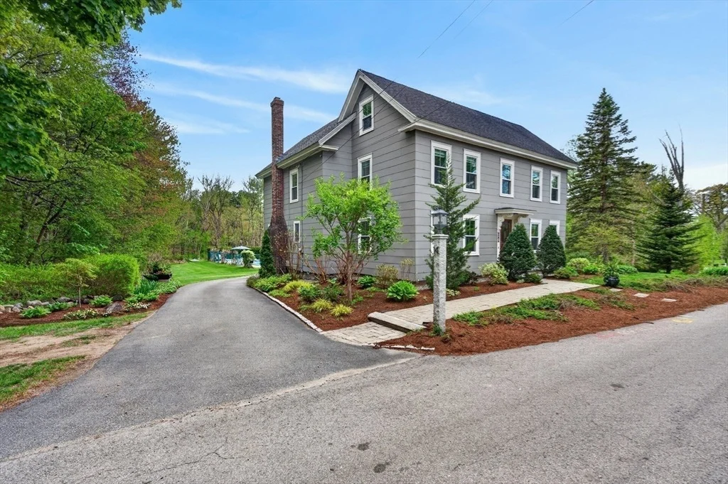 Photo of 14 Ballardvale Rd