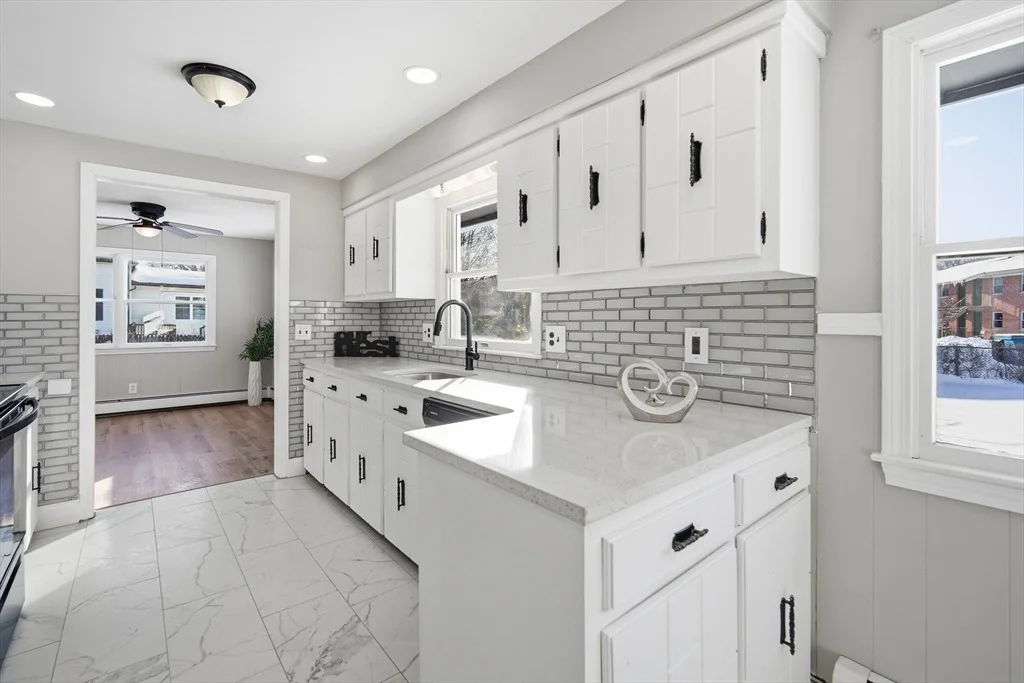 Photo of 87 Clarendon Ave