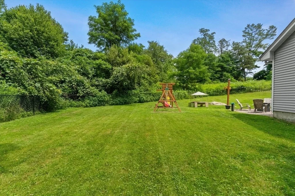 Photo of 11 Mendon Road