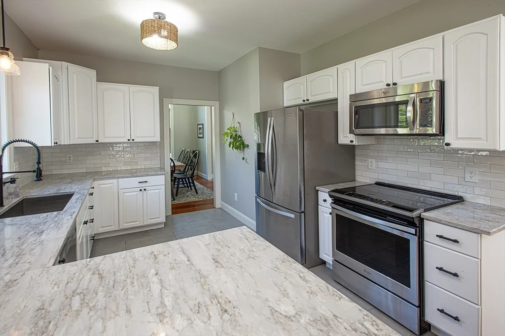 Photo of 133 Cardinal Way