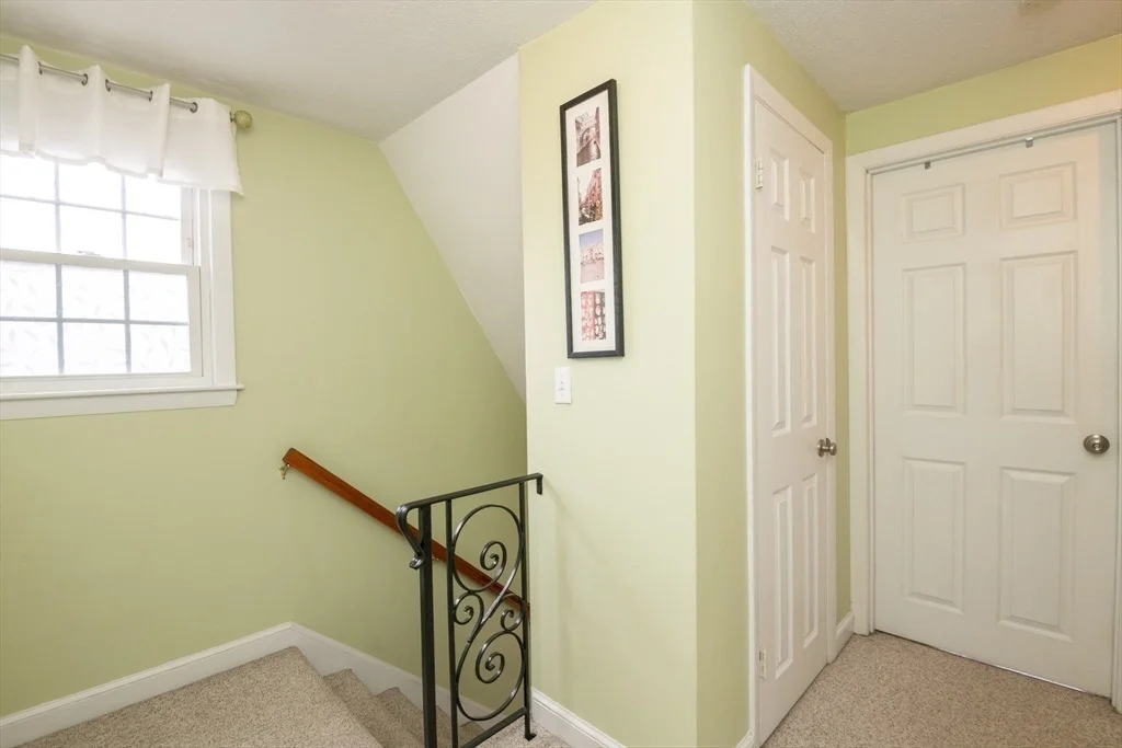 Photo of 189 West Shore Dr