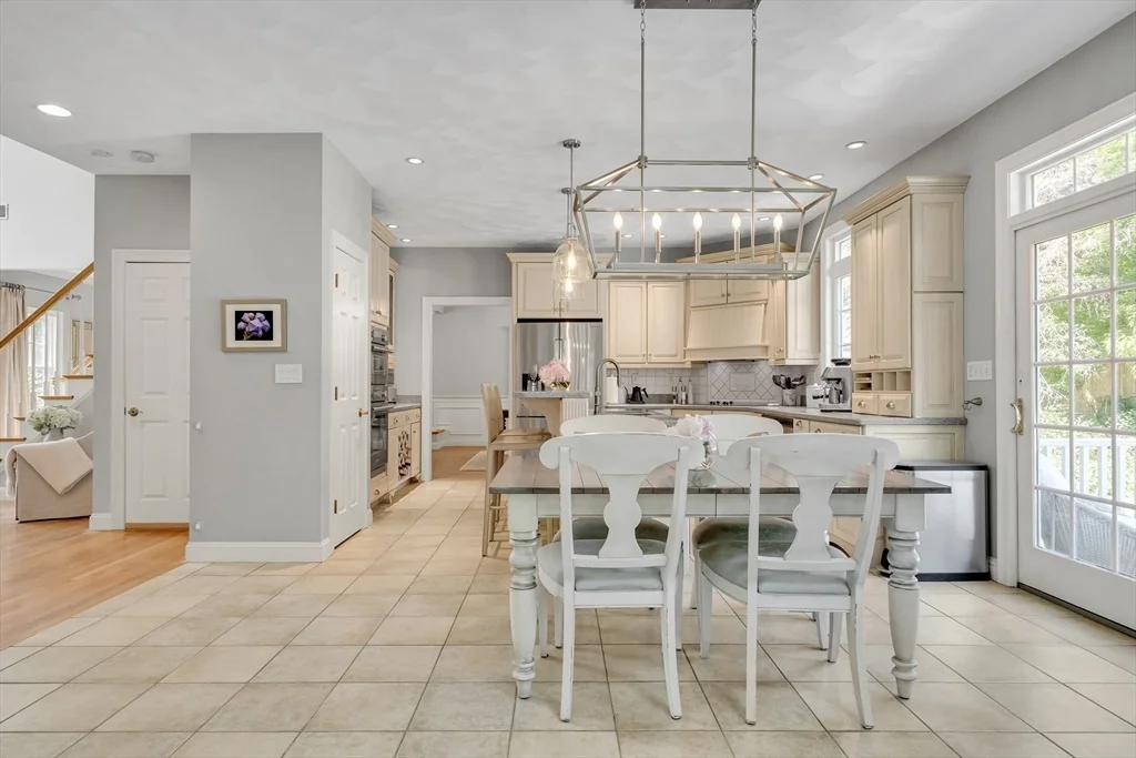 Photo of 4 Carter Dr