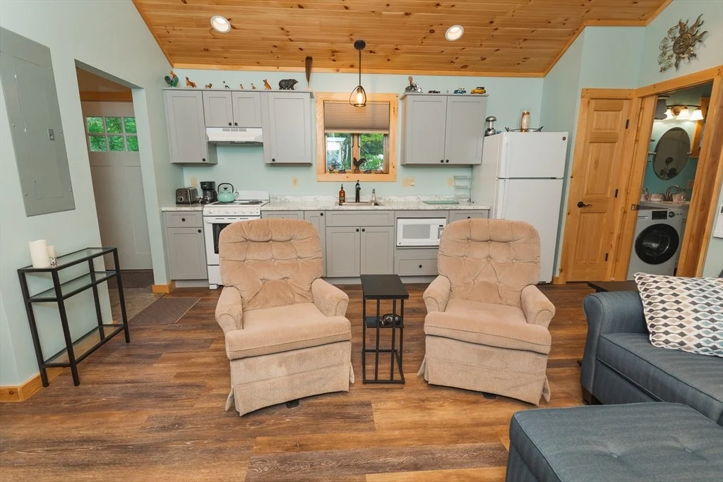 Photo of 20 Rowe Rd