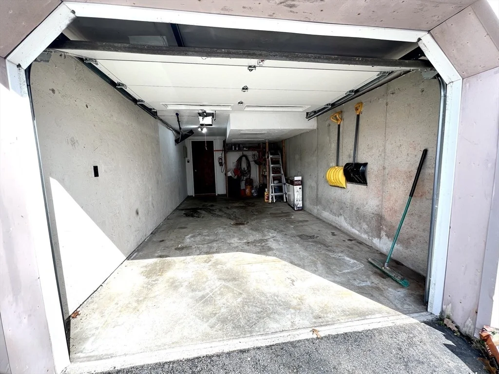 Photo of 18 Heather Cir