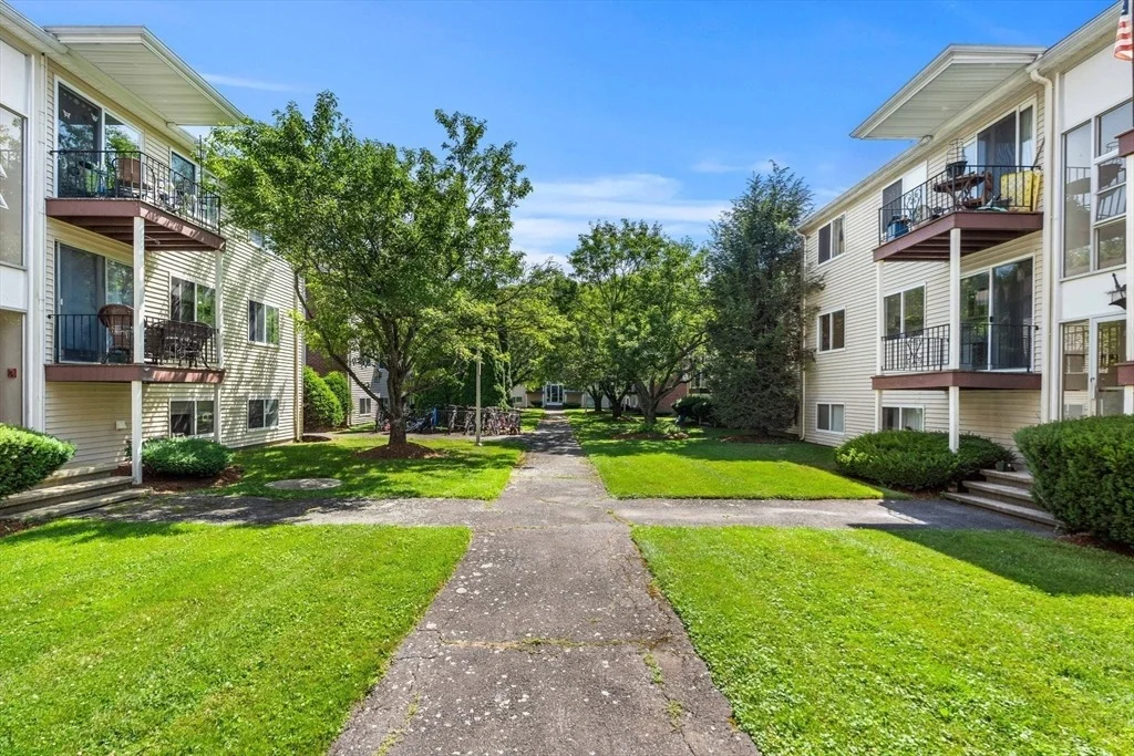Photo of Unit B2 at 16 Appleton Park