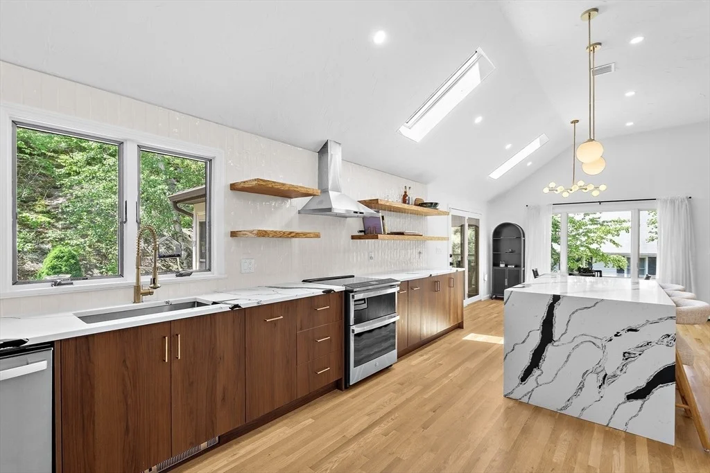 Photo of 25 Dexter Rd