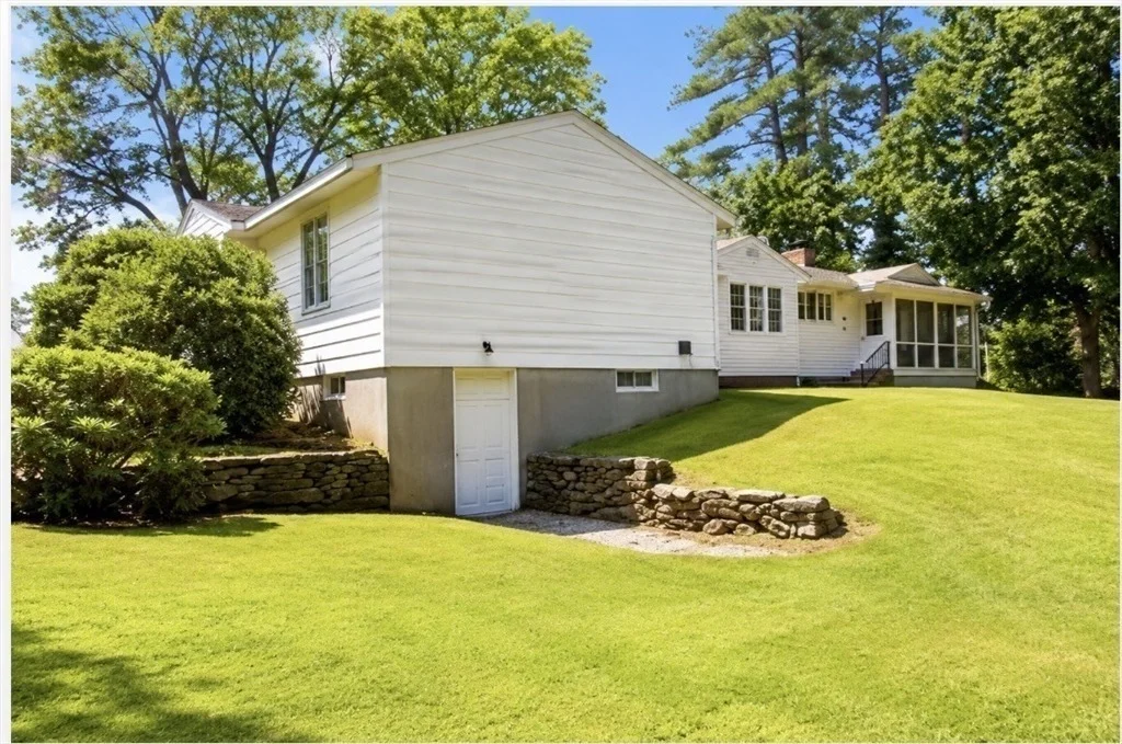 Photo of 212 Charlton Road