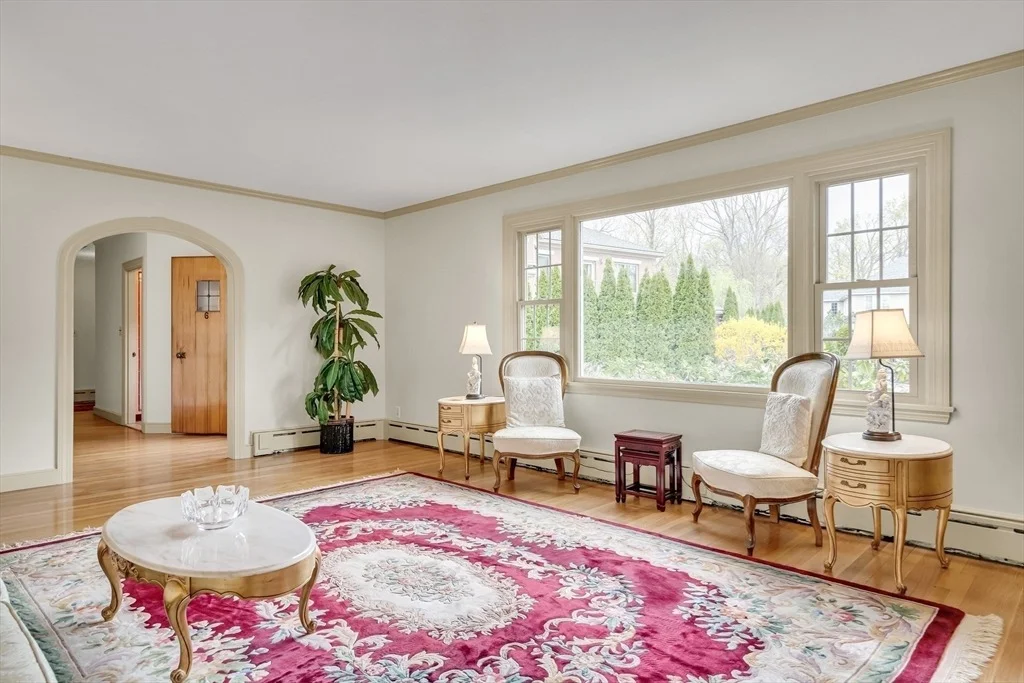 Photo of 6 Oakland Circle