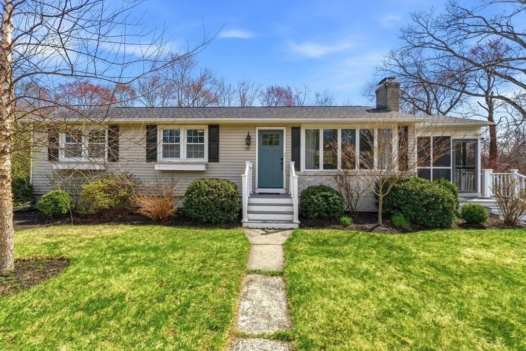 Photo of 39 Tanager Dr