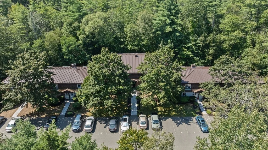 Photo of Unit 13 at 20 Lawrence Rd