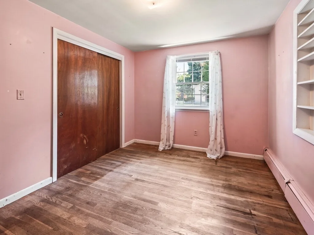 Photo of 60 Burbank Rd