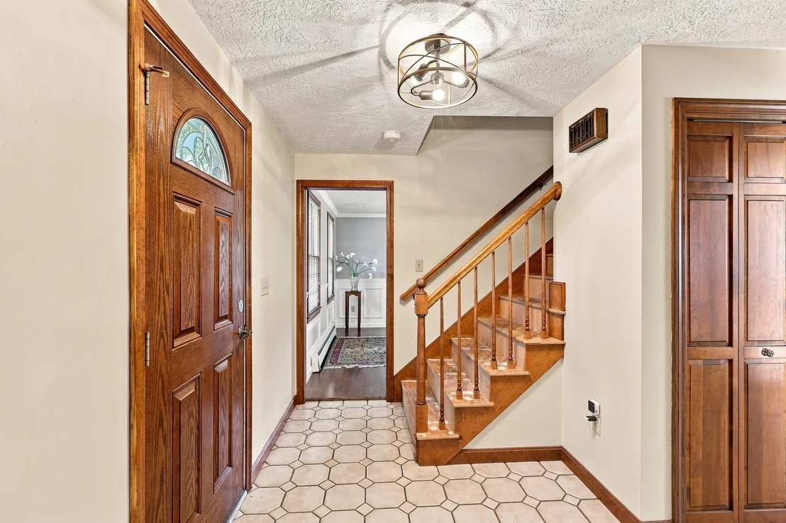 Photo of 6 Laurel Road