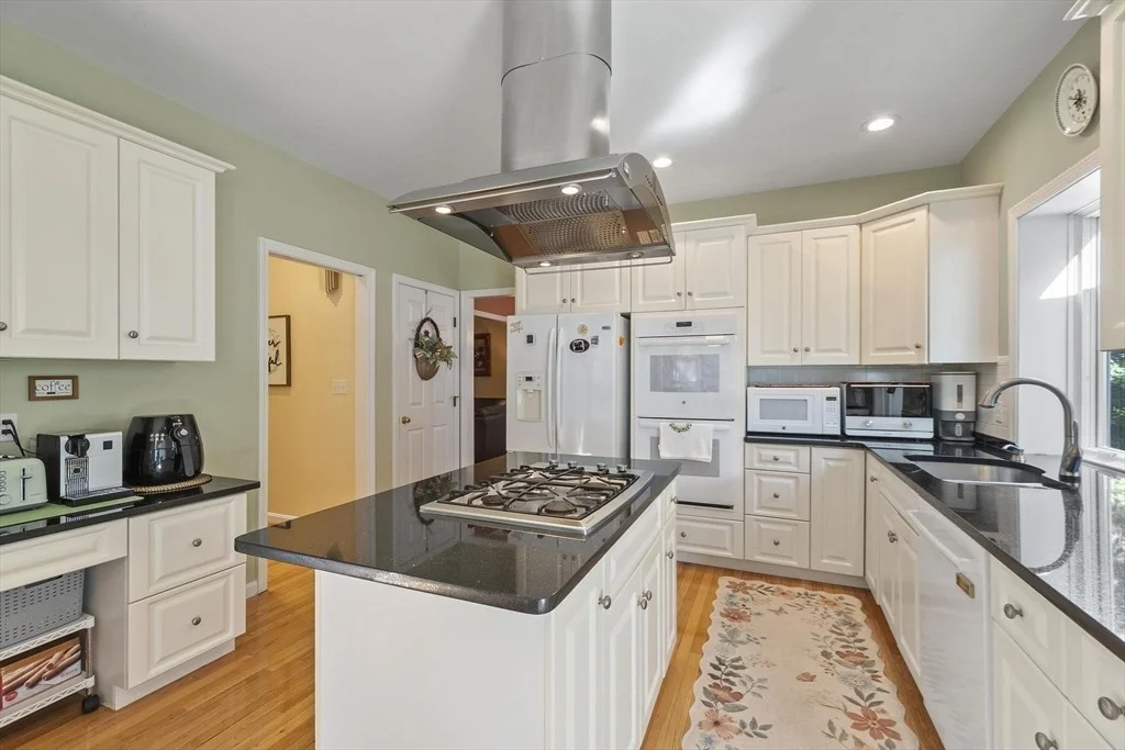 Photo of 218 Stearns Rd