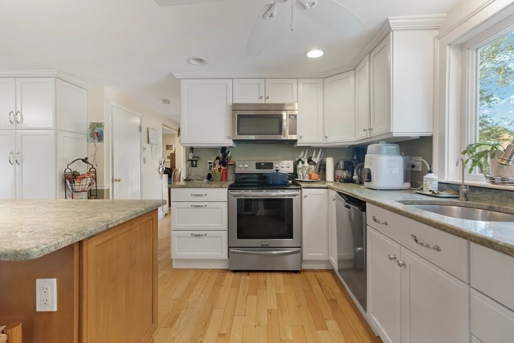 Photo of 59 Norval Ave