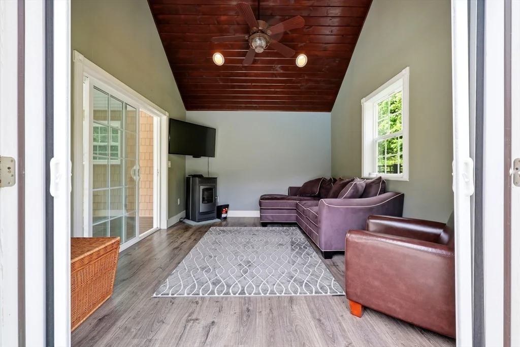 Photo of 21 Hemlock Hollow