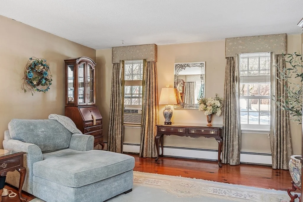 Photo of 26 Sutton Place