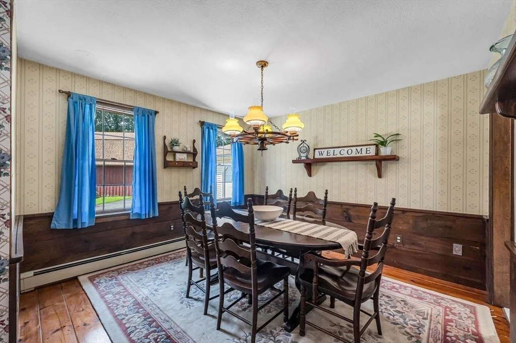 Photo of 98 Blossom Rd