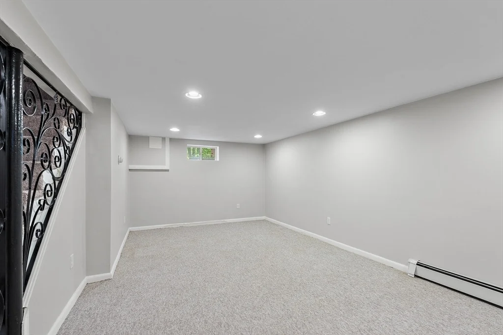 Photo of 12 Vinewood Rd