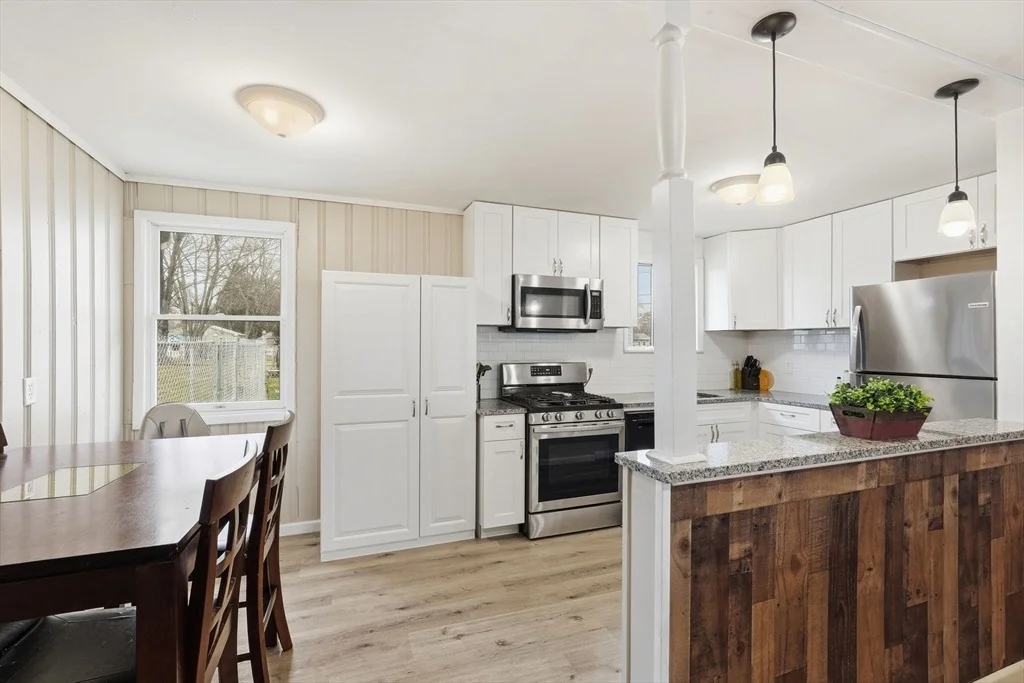 Photo of 30 Jerilis Dr