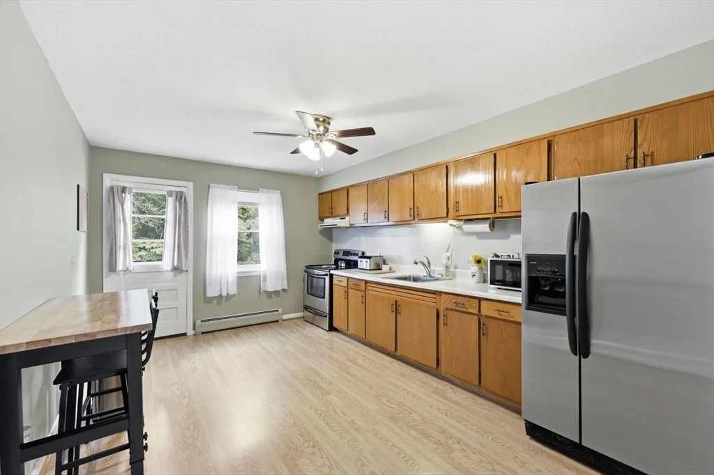 Photo of Unit A at 119 Colonial Cir