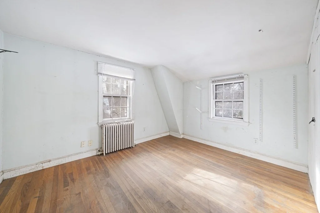 Photo of 9 Barnes Rd