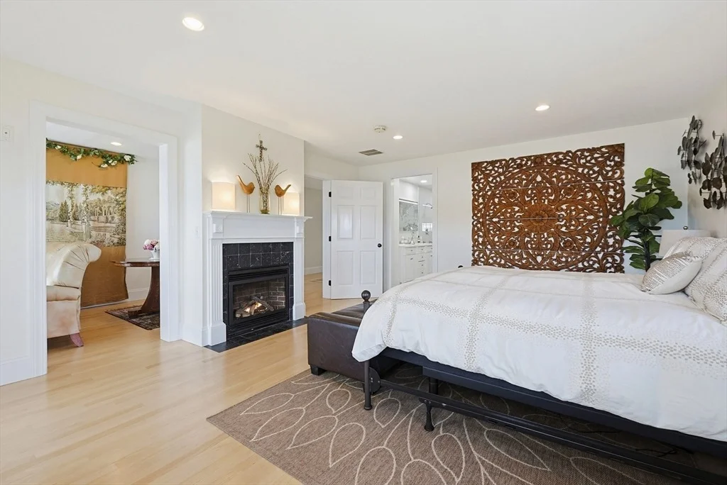 Photo of 922 Drift Rd