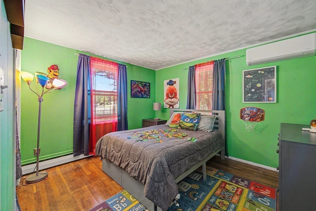 Photo of 369 Breckwood Blvd