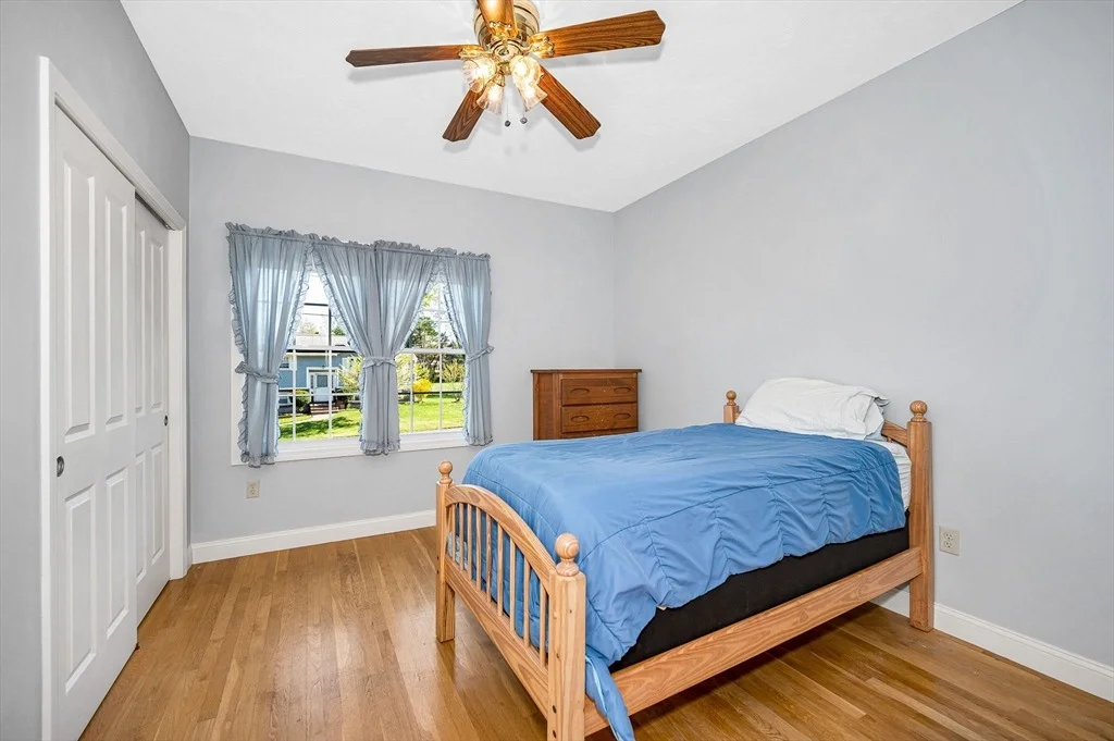 Photo of 12 Dawn Dr