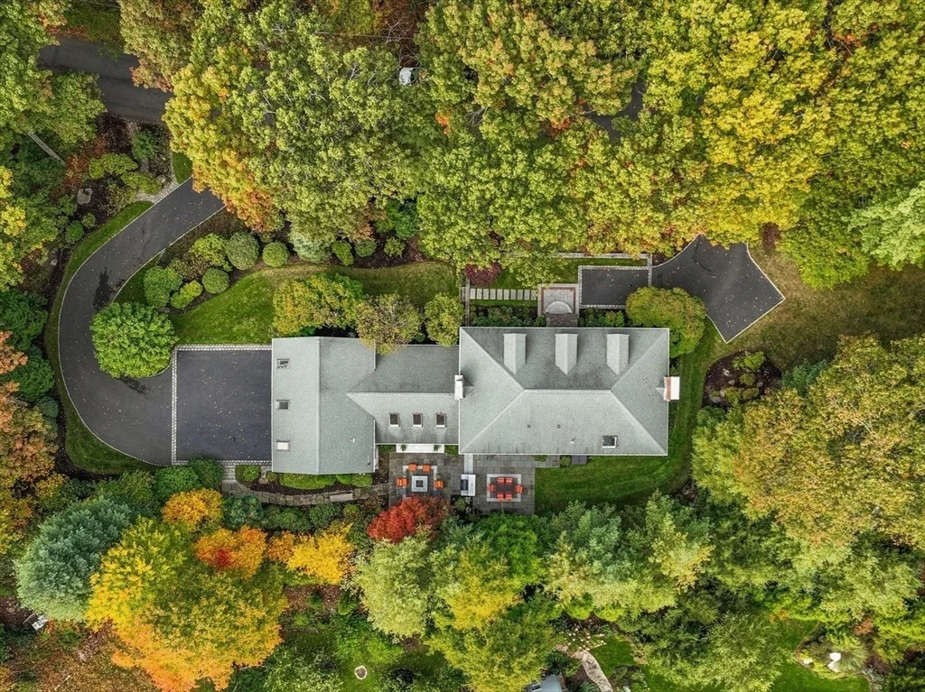 Photo of 10 Livingston Rd