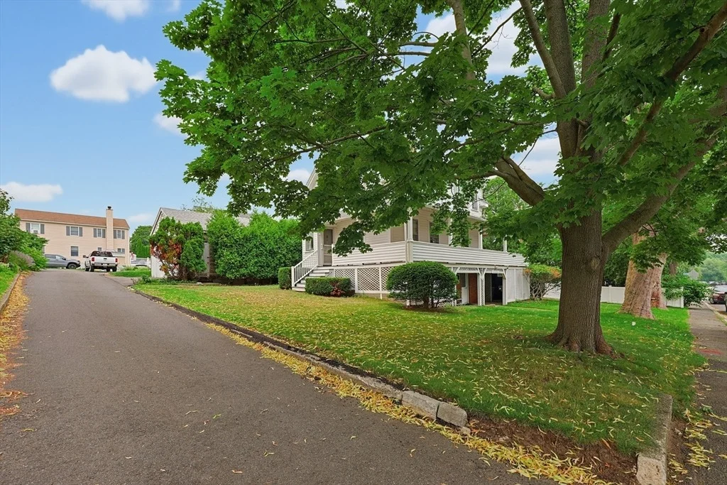 Photo of 42 Flash Rd