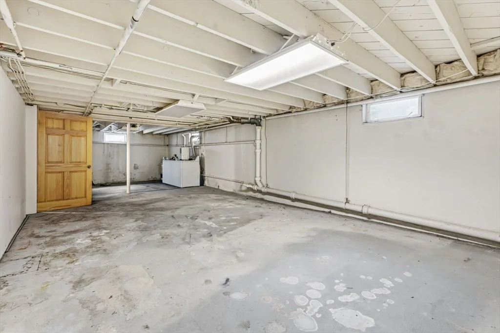 Photo of 6 Valley Ln