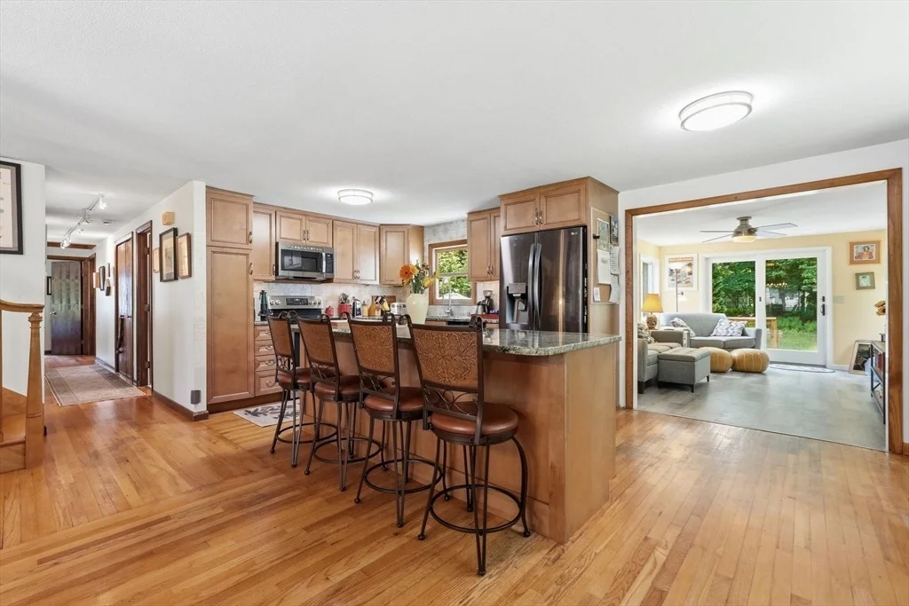 Photo of 189 Pondview Dr