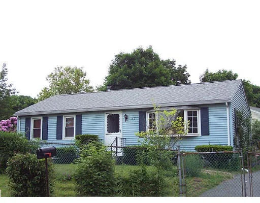 Photo of 87 Leatherleaf Dr