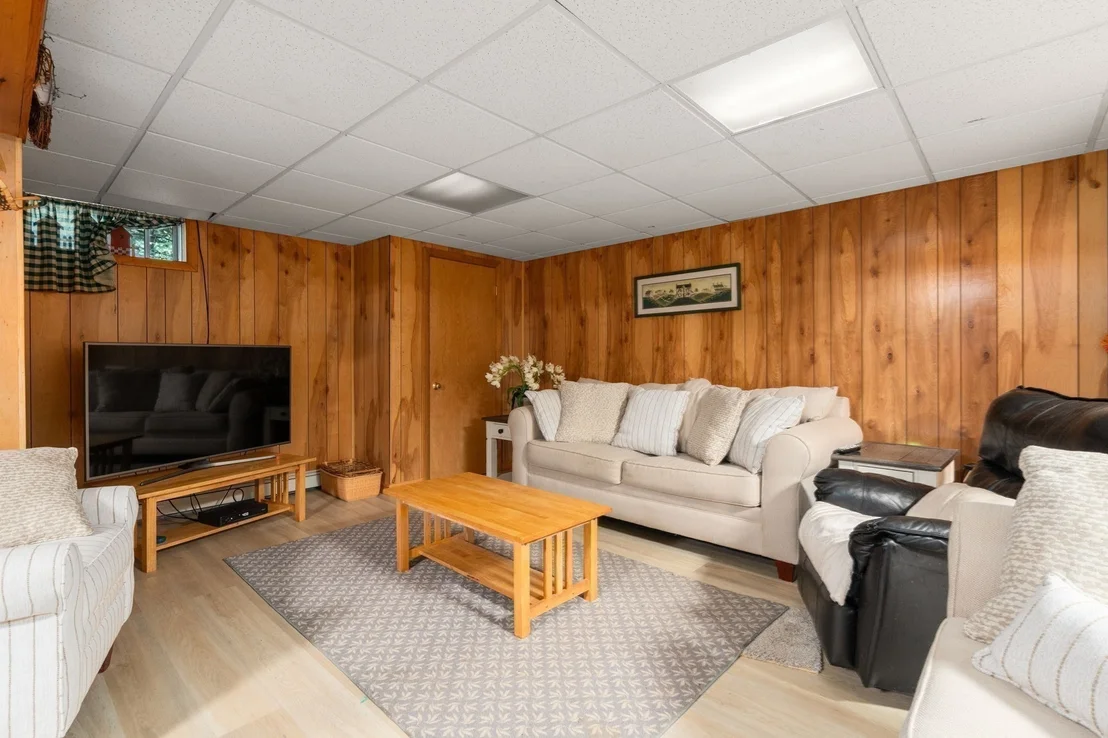 Photo of 31 Raymond Way