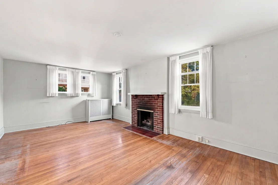 Photo of 5 Weston Road
