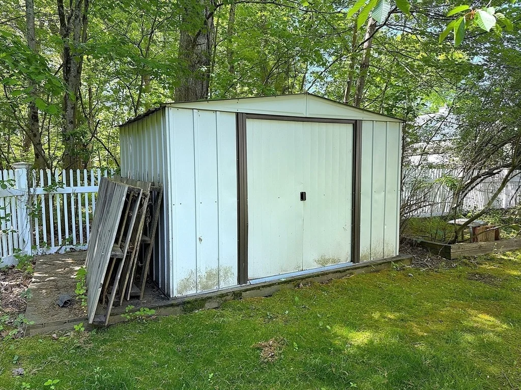 Photo of 23 Bellstone Dr