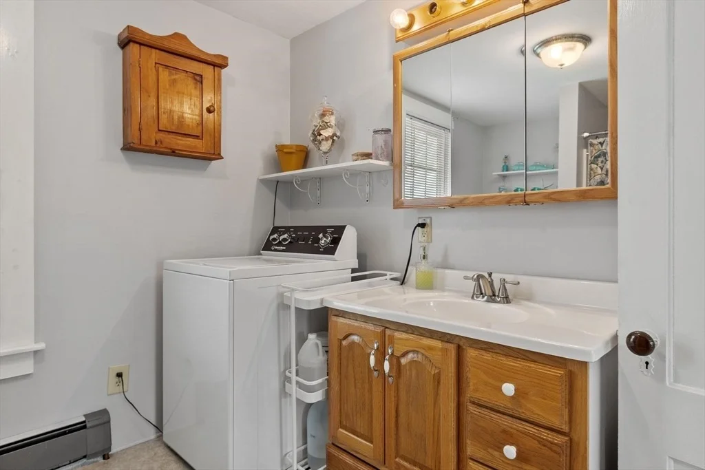 Photo of 60 W Chestnut St
