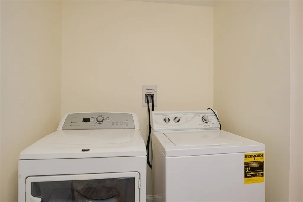 Photo of 560 Old Harvard