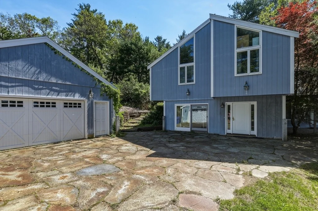 Photo of 10 Cortland Dr
