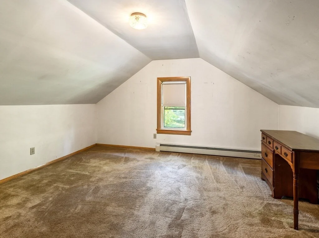 Photo of 83 Commodore Rd