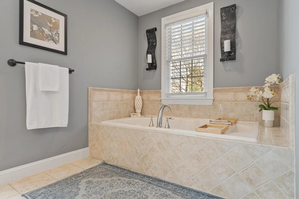 Photo of 140 Barteau Lane