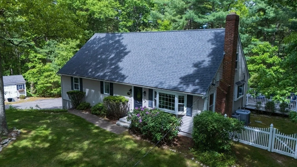 Photo of 77 Oxbow Dr
