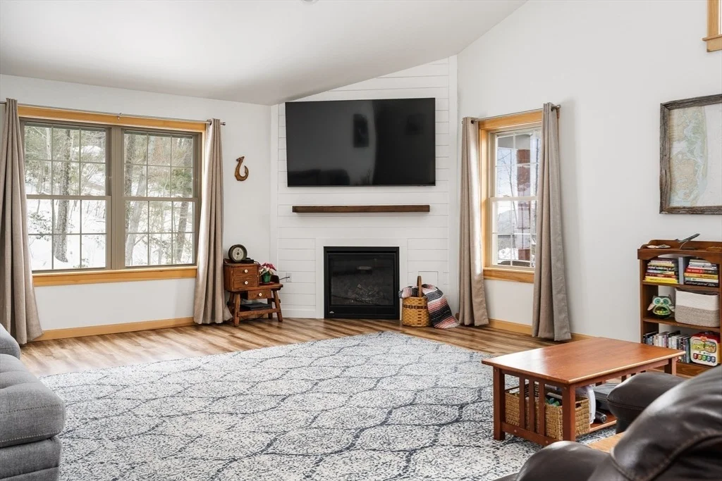 Photo of 79 Burt Rd