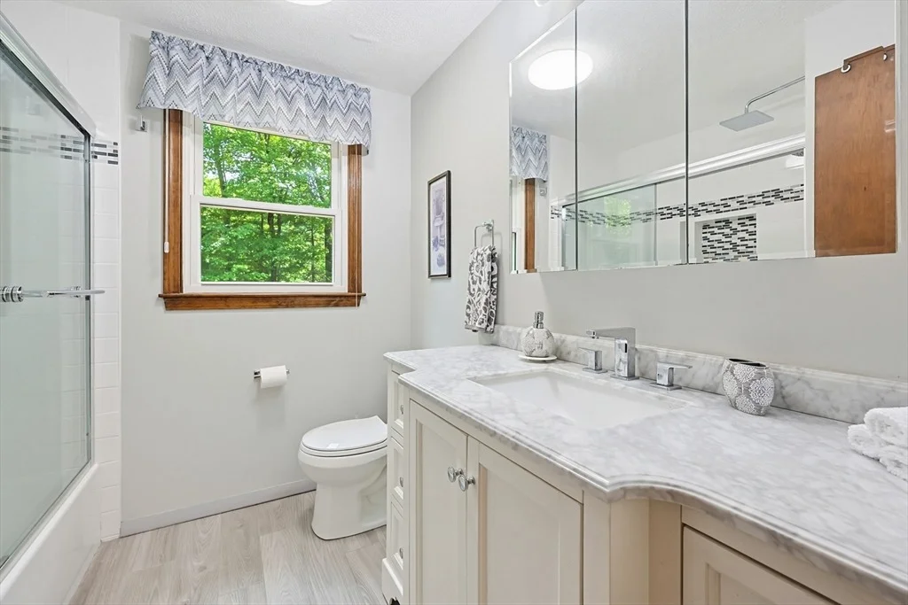 Photo of 218 Hampton Rd