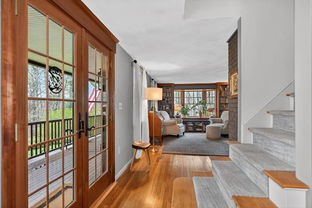 Photo of 10 Davis Rd
